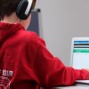 コンピュータ学習、一部で義務化 ＮＹの小中学校、州テストに向け