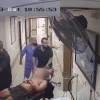 人質がガザ病院に運ばれたとイスラエル　監視カメラ映像を公開