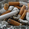 たばこ13ドルに引き上げ　喫煙者削減目指す条例案可決