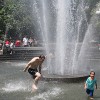 記録的猛暑の予報、体感44度も　NY市で非常事態