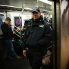 地下鉄の「凶悪犯罪は16％減少」 警官1200人増員が奏功