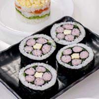 飾り巻き寿司で、切った 瞬間みんなが笑顔に