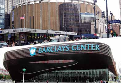 マディソン・スクエア・ガーデン (photo: Rich Mitchell)、バークレイズ・センター (photo: Reading Tom)