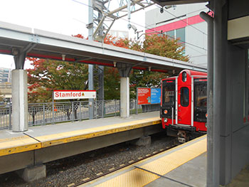 イングさんが下車したスタンフォード駅(photo: Adam Moss)