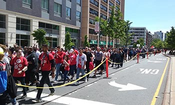 いまや「不治の病」ではないが、感染予防に努めることが肝要だ （photo: 本紙）