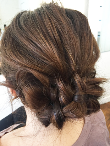 三つ編み部分をほぐして完成。