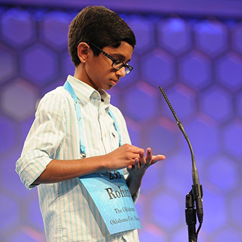 4月の予選の様子。スペリングビーのツイッター（@ScrippsBee）より