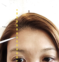 普段のスタイリングで、センター分け、７：３分けなど前髪の分け方を迷った経験はありませんか？黒目の外側の上に分け目を持ってくれば失敗ナシ！