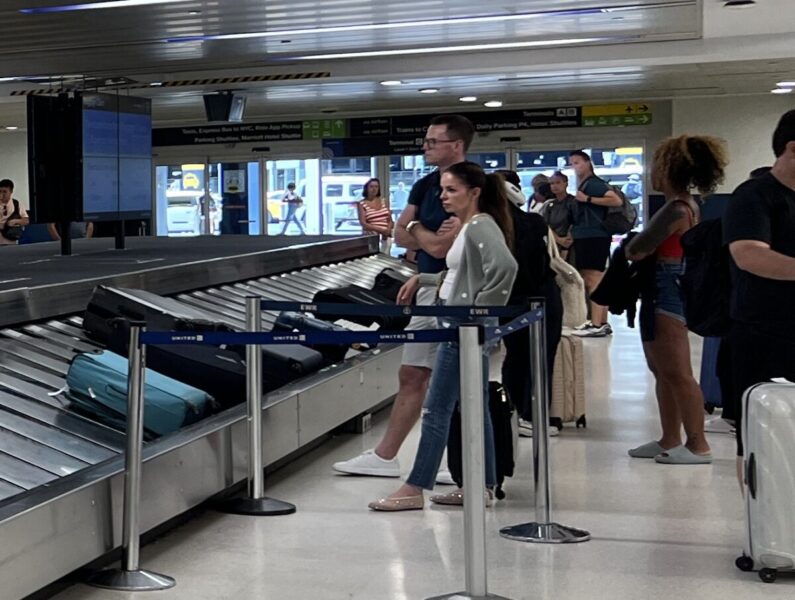 スーツケースが紛失したら？ 知っておきたい飛行機の補償・返金ルール