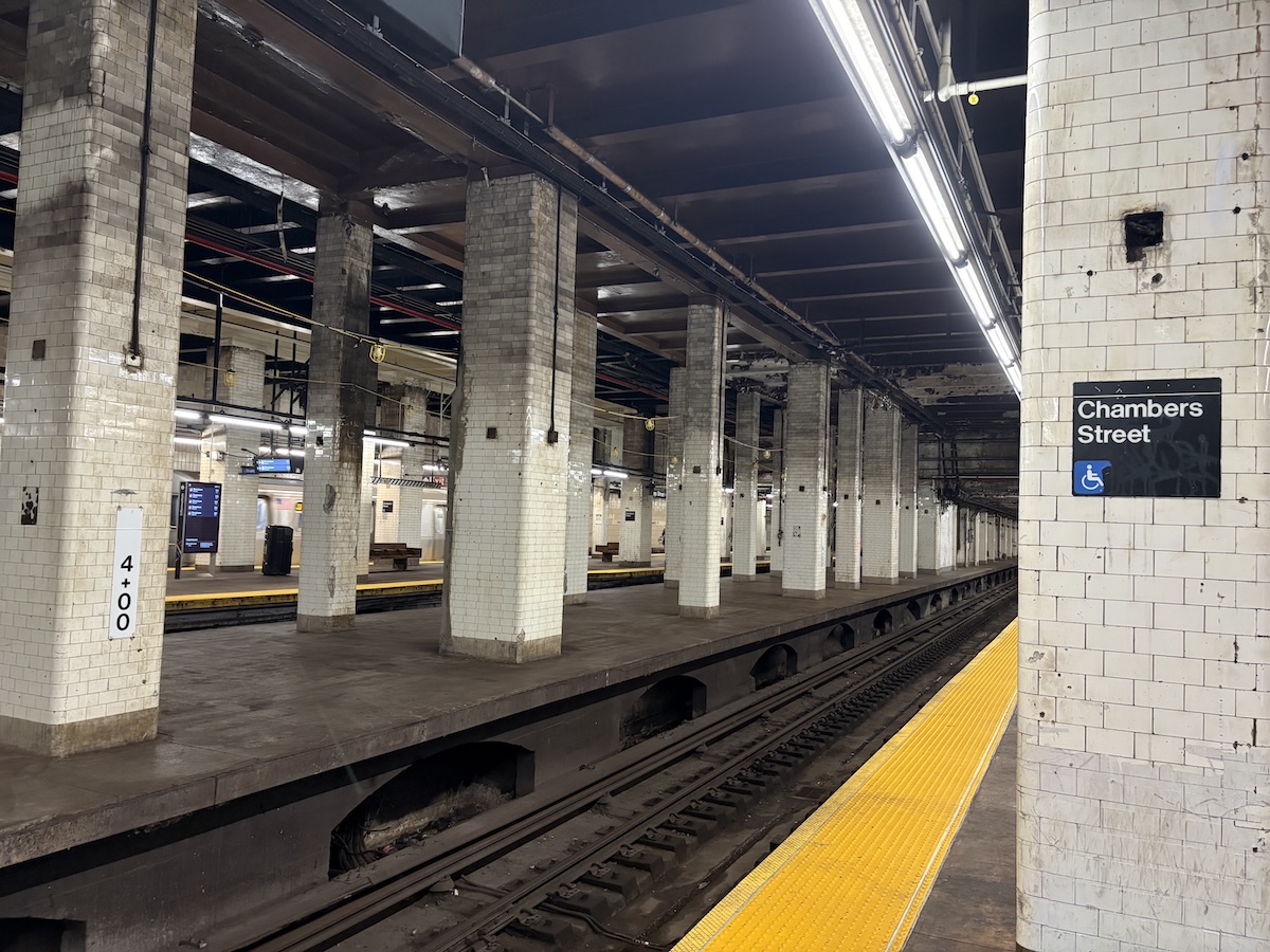 恐怖部屋のような暑さのNY地下鉄、MTAが全く新しい「クールダウン計画」を発表