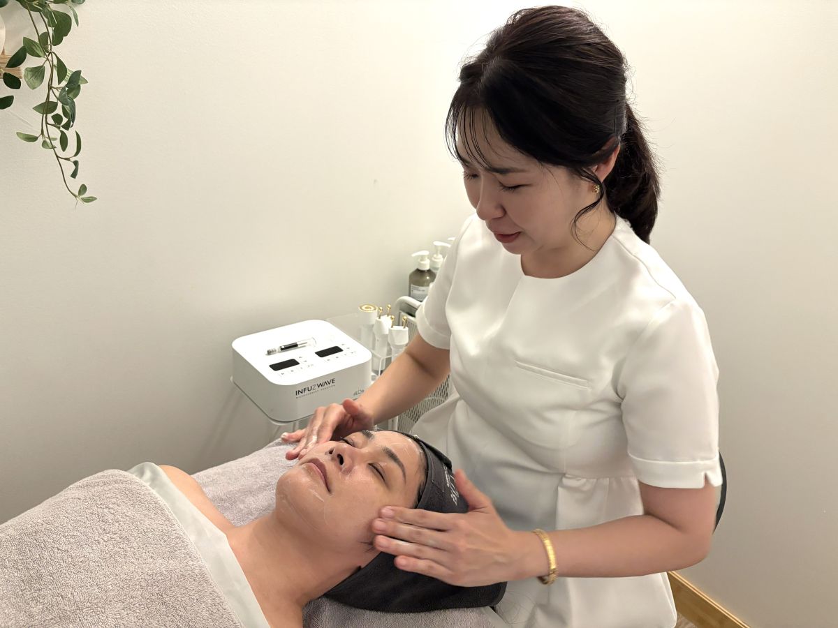 NYで見つけた、日本語で相談できる「肌のかかりつけ」|美容サロンの施術を体験レポ