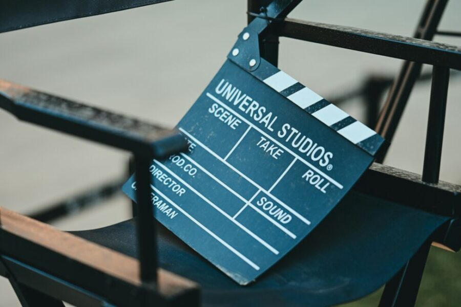演技経験ゼロでも映画に出られる？ NYで“有償エキストラ”に登録する方法