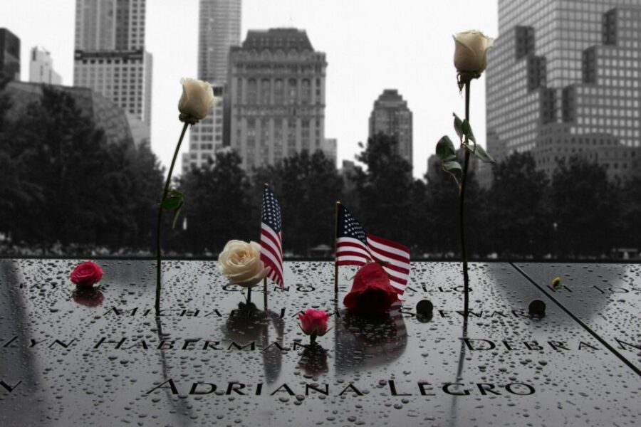 9・11同時多発テロから25年、NY各地で追悼 「あの日を忘れない」